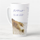 Search for footprints mugs Sand