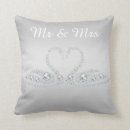 Search for wedding ring cushions Diamond