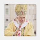 Search for pope magnets Vatican