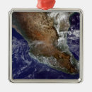 Search for horizontal christmas tree decorations Country