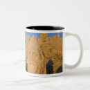 Search for statue mugs Antique