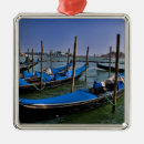 Search for tourist christmas tree decorations Italy