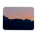 Search for crescent magnets Moon