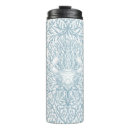 Search for crabs mugs Sea