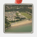 Search for museum christmas tree decorations Outdoors