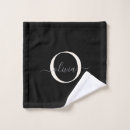 Search for gold and white bath towels Initial