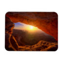 Search for travel destination magnets Nature