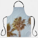 Search for lawn care aprons Nature