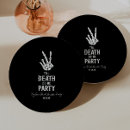 Search for gothic halloween paper plates Black and white