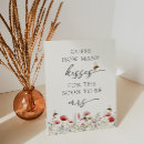 Search for bride to bee decor Floral