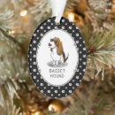 Search for hounding christmas tree decorations Dogs