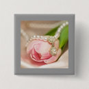 Search for tulip photos badges Pink