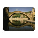 Search for ponte magnets Outdoors