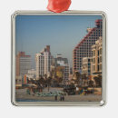 Search for hotel christmas tree decorations Dusk