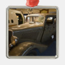 Search for creative christmas tree decorations Exhibit