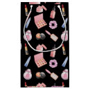 Search for makeup gift bags Cosmetologist