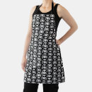 Search for cute skull aprons Spooky