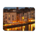 Search for restaurants magnets Building