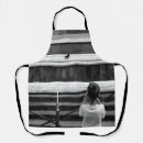 Search for photographer aprons Artistic