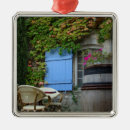Search for ivy christmas tree decorations Window