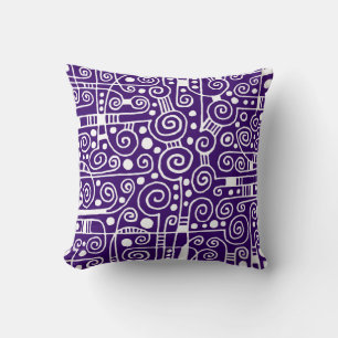 040512 - White on Dp Purple Cushion