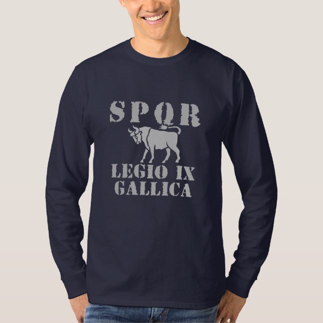 09 Julius Caesar's 9th Gallica Legion - Roman Bull T-Shirt (Front)