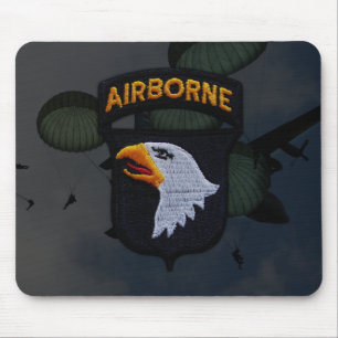 101st airborne division vets patch Mousepad