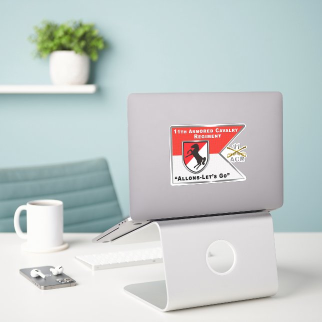 11th Armoured Cavalry Regiment  (Laptop On Desk)