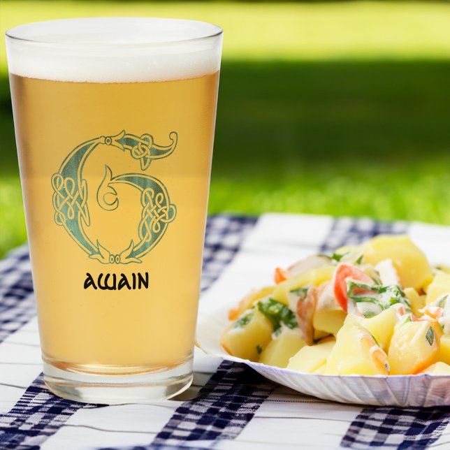 16th Century Celtic Knot Decorative Capital G Glass (Creator Uploaded)