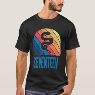17 Year Old 17th Birthday Snake Reptile Boys Girl T-Shirt