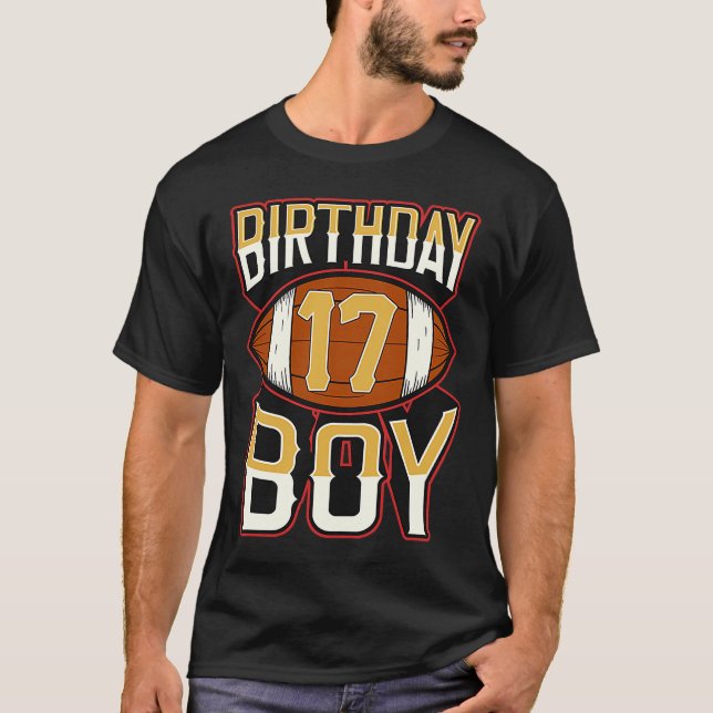 17 Year Old Birthday Boy American Football Fan Vin T-Shirt (Front)