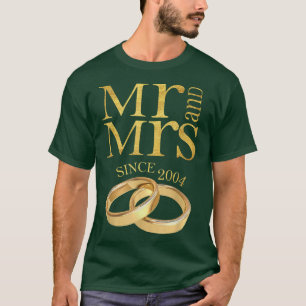 17th Wedding Anniversary Gift Mr & Mrs Since 2004 T-Shirt