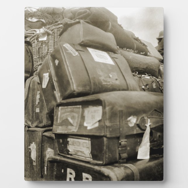 1890's TRAVEL LUGGAGE TEAMSTER WAGON SUITCASE Plaque (Front)