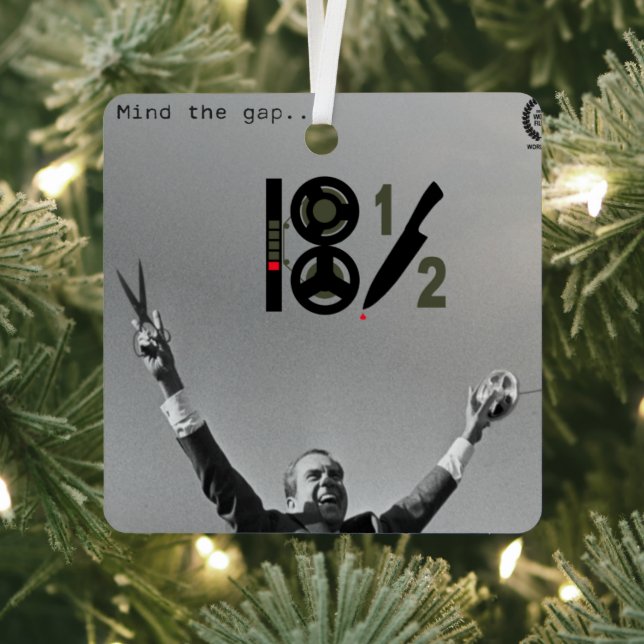 18½ Ornament (Insitu)