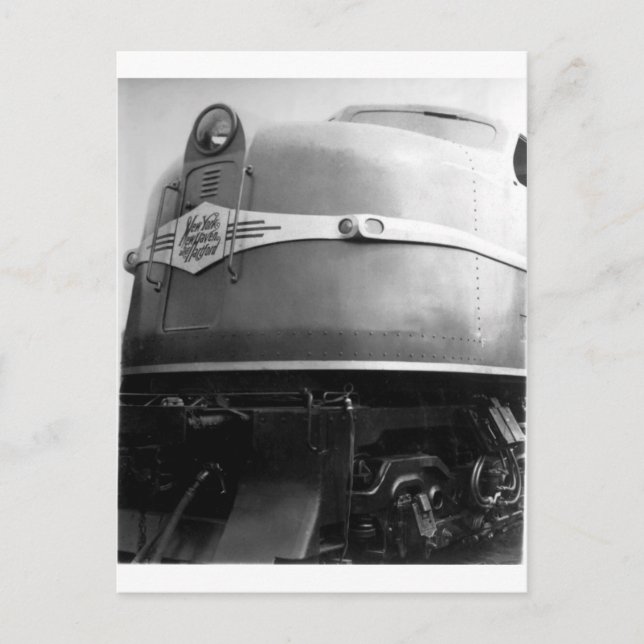 1939 World's Fair Train On Display New Haven Postcard (Front)