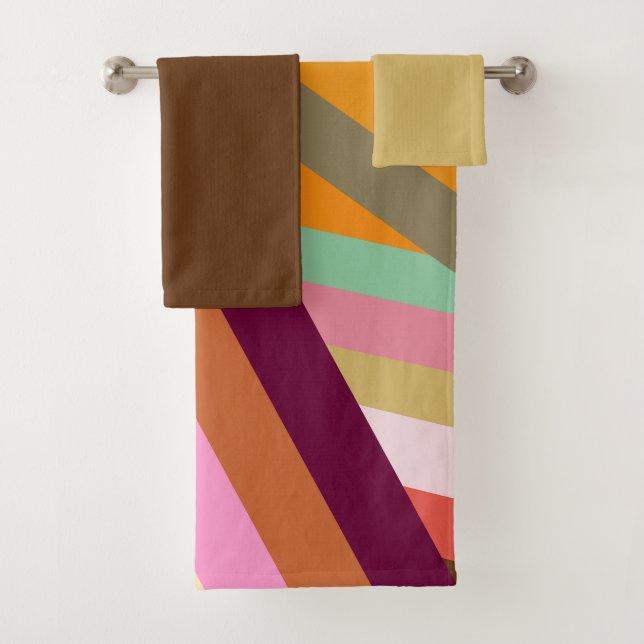 1970s Peaks  Bath Towel Set (Insitu)