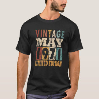 1971 Year Born In May Birth Saying T-Shirt
