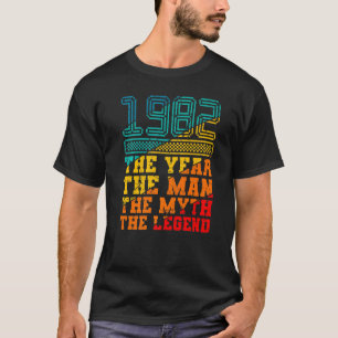 1982 The Year A man of Myth 40th birthday Men T-Shirt