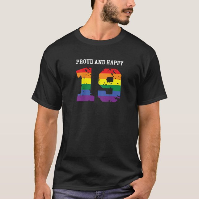 19Th Birthday 19 Bday Birthdaygift Lesbian Gay Bi T-Shirt (Front)