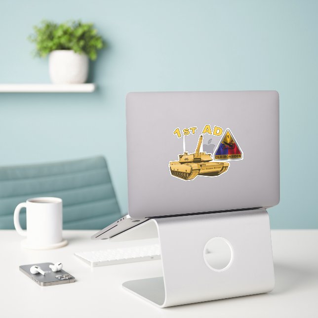 1st Armoured Division  (Laptop On Desk)