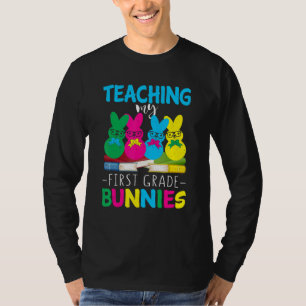 1st Grade Teacher Cute Bunny Easter Day Happy East T-Shirt