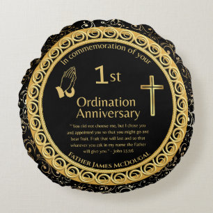 1st Ordination Anniversary Priest PERSONALIZED Round Cushion