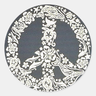 2009-07-31-1056-34_edited classic round sticker