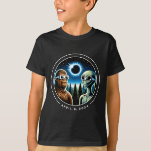2024 Total Solar Eclipse Funny Bigfoot Alien April T-Shirt
