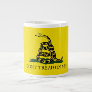20 oz. Coffee Mug w/ Gadsden Flag-Dont Tread On Me