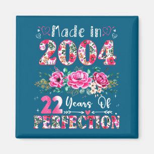 22 Year Old Made In 2004 Floral 22th Birthday Wome Magnet