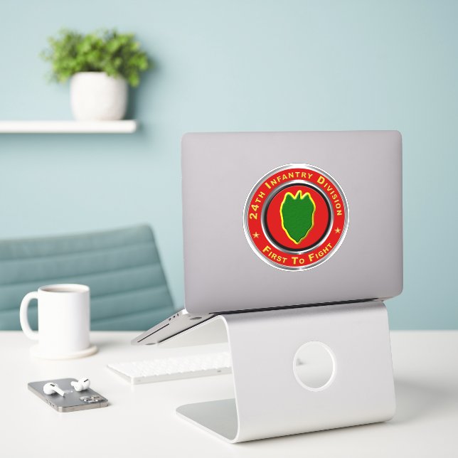 24th Infantry Division (Laptop On Desk)
