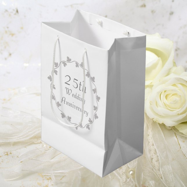 25th Silver Wedding Anniversary Ivy Wreath Medium Gift Bag (In Situ)