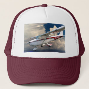 2976U Descending Cessna 172 Trucker Hat