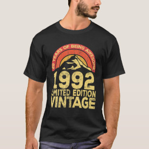 29 Year Old Legendary Retro Vintage Awesome Birthd T-Shirt